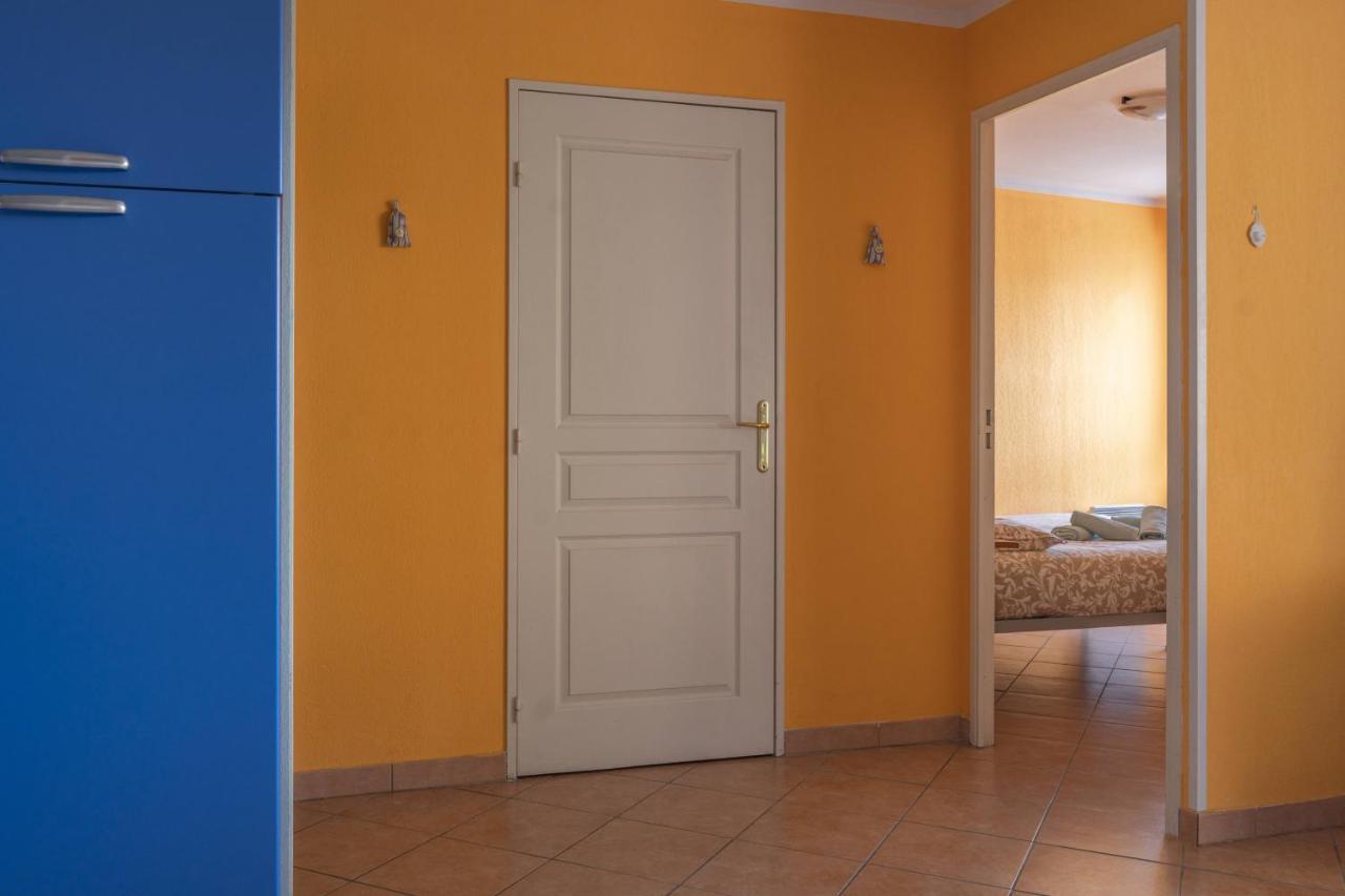 La Petit Maisonette De Manu Cannes Exteriör bild